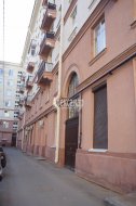 2-комнатная квартира (71м2) на продажу по адресу Ленсовета ул., 10— фото 10 из 40
