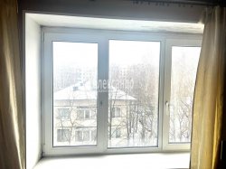 Комната в 8-комнатной квартире (182м2) на продажу по адресу Демьяна Бедного ул., 24— фото 10 из 16