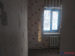 3-комнатная квартира (41м2) на продажу по адресу Гатчина г., Чкалова ул., 54а— фото 4 из 6