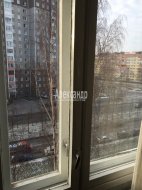 Комната в 2-комнатной квартире (53м2) на продажу по адресу Кузнецова просп., 20— фото 4 из 14