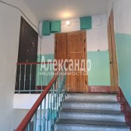 2-комнатная квартира (52м2) на продажу по адресу Стачек просп., 67— фото 11 из 25