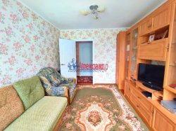 2-комнатная квартира (45м2) на продажу по адресу Выборг г., Приморская ул., 23— фото 3 из 14