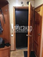 2-комнатная квартира (46м2) на продажу по адресу Подвойского ул., 36— фото 15 из 19