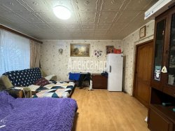 2-комнатная квартира (57м2) на продажу по адресу Искровский просп., 2— фото 6 из 18