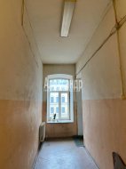 Комната в 20-комнатной квартире (300м2) на продажу по адресу Розенштейна ул., 33— фото 5 из 12