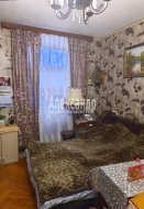 3-комнатная квартира (74м2) на продажу по адресу Пушкин г., Павловское шос., 95— фото 2 из 8