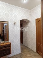 4-комнатная квартира (100м2) на продажу по адресу Полюстровский просп., 47— фото 8 из 26