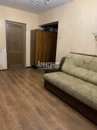 3-комнатная квартира (63м2) на продажу по адресу Олеко Дундича ул., 8— фото 3 из 23