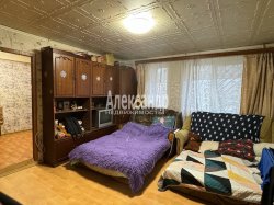 2-комнатная квартира (57м2) на продажу по адресу Искровский просп., 2— фото 7 из 18