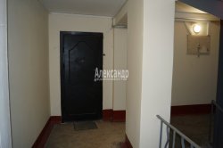 1-комнатная квартира (33м2) на продажу по адресу Кондратьевский просп., 53— фото 15 из 59