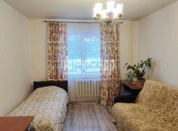 2-комнатная квартира (49м2) на продажу по адресу Приладожский пгт., 9— фото 6 из 15
