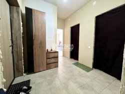2-комнатная квартира (69м2) на продажу по адресу Дыбенко ул., 2— фото 9 из 13