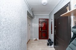 2 комнаты в 8-комнатной квартире (194м2) на продажу по адресу Партизана Германа ул., 37— фото 12 из 28