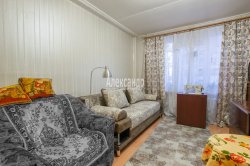 1-комнатная квартира (30м2) на продажу по адресу Большевиков просп., 63— фото 17 из 20