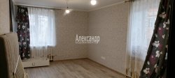 3-комнатная квартира (68м2) на продажу по адресу Кузьмоловский пос., 8— фото 3 из 12
