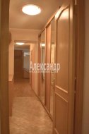 2-комнатная квартира (100м2) на продажу по адресу Саперный пер., 24— фото 5 из 28