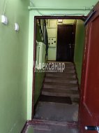 2-комнатная квартира (44м2) на продажу по адресу Выборг г., Спортивная ул., 6— фото 10 из 11