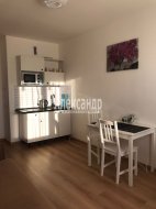 1-комнатная квартира (37м2) на продажу по адресу Песочный пос., Садовая ул., 90— фото 2 из 18