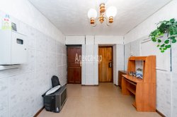 2 комнаты в 8-комнатной квартире (194м2) на продажу по адресу Партизана Германа ул., 37— фото 17 из 28