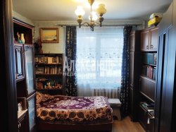 2-комнатная квартира (49м2) на продажу по адресу Приладожский пгт., 9— фото 9 из 15