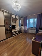 1-комнатная квартира (39м2) на продажу по адресу Латышских Стрелков ул., 7— фото 7 из 24