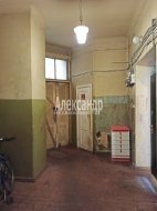 Комната в 5-комнатной квартире (181м2) на продажу по адресу Выборг г., Ленинградский пр., 9— фото 6 из 10