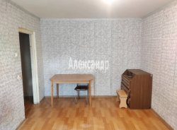 2-комнатная квартира (44м2) на продажу по адресу Приладожский пгт., 3— фото 10 из 20