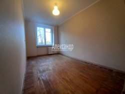 3-комнатная квартира (56м2) на продажу по адресу Белградская ул., 44— фото 7 из 27