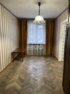 2-комнатная квартира (49м2) на продажу по адресу Танкиста Хрустицкого ул., 98— фото 2 из 12