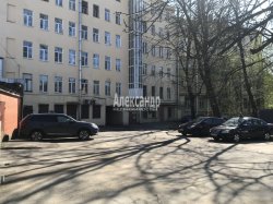 3-комнатная квартира (70м2) на продажу по адресу Александра Матросова ул., 14— фото 19 из 23