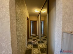 2-комнатная квартира (52м2) на продажу по адресу Маршала Казакова ул., 78— фото 14 из 24