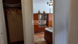 2-комнатная квартира (50м2) на продажу по адресу Хлопина ул., 9— фото 4 из 13