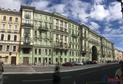 4-комнатная квартира (93м2) на продажу по адресу Кирочная ул., 32-34— фото 5 из 16