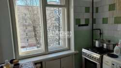 2-комнатная квартира (50м2) на продажу по адресу Хлопина ул., 9— фото 5 из 13