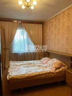 3-комнатная квартира (70м2) на продажу по адресу Ленинский пр., 100— фото 11 из 25