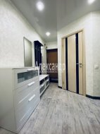 2-комнатная квартира (43м2) на продажу по адресу Федосеенко ул., 30— фото 8 из 19