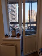 1-комнатная квартира (30м2) на продажу по адресу Русановская ул., 18— фото 9 из 10