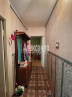 3-комнатная квартира (57м2) на продажу по адресу Кириши г., Романтиков ул., 13— фото 8 из 11