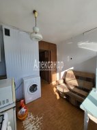 1-комнатная квартира (36м2) на продажу по адресу Приозерск г., Гагарина ул., 16— фото 11 из 15