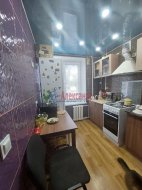 1-комнатная квартира (31м2) на продажу по адресу Кириши г., Героев просп., 23— фото 2 из 12