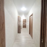 2-комнатная квартира (60м2) на продажу по адресу Мурино г., Петровский бул., 5— фото 4 из 19