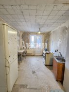 2-комнатная квартира (59м2) на продажу по адресу Кириши г., Строителей ул., 38— фото 2 из 11