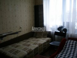 3-комнатная квартира (56м2) на продажу по адресу Отрадное г., Невская ул., 9— фото 18 из 26