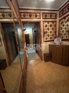 3-комнатная квартира (70м2) на продажу по адресу Ленинский пр., 100— фото 16 из 25