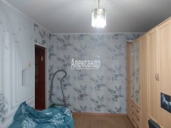 2-комнатная квартира (60м2) на продажу по адресу Волхов г., Воронежская ул., 9— фото 11 из 14