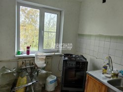 2-комнатная квартира (45м2) на продажу по адресу Приморское шос., 320— фото 3 из 7