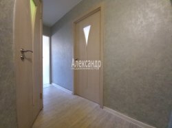 3-комнатная квартира (56м2) на продажу по адресу Белградская ул., 44— фото 9 из 27