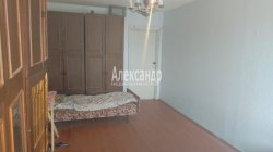 2-комнатная квартира (49м2) на продажу по адресу Оржицы дер., 14— фото 3 из 36