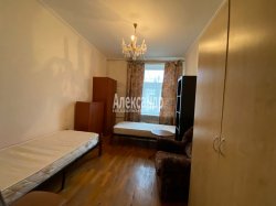 3-комнатная квартира (61м2) на продажу по адресу Автовская ул., 8— фото 6 из 14