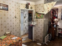1-комнатная квартира (33м2) на продажу по адресу Красное Село г., Ленина просп., 53— фото 4 из 16